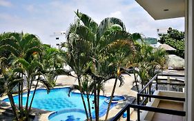 La Bocana Hotel